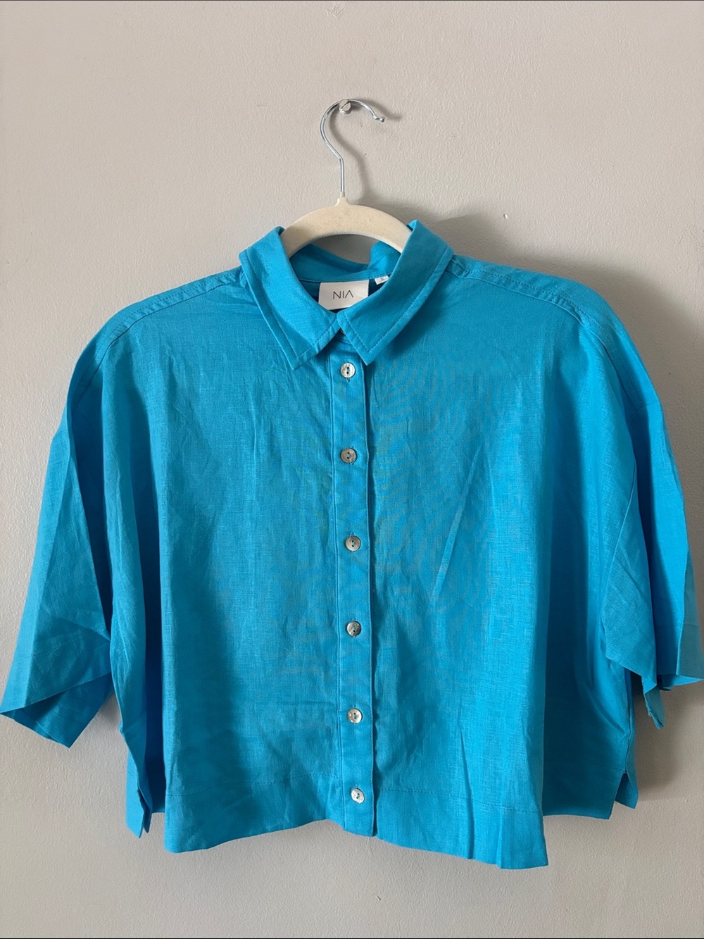NIA Turquoise Button-Front Boxy Cropped Button Up Shirt Linen Blend